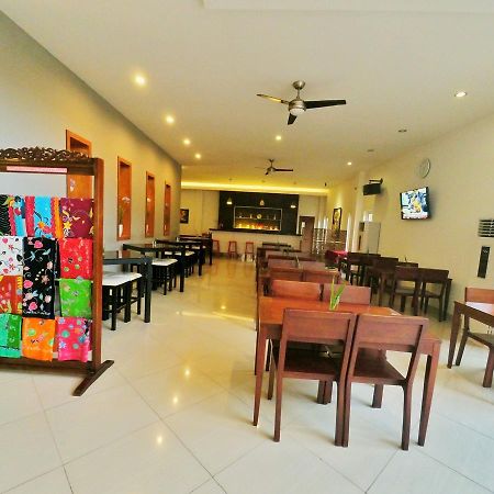 Hotel Transit Pasuruan Exterior foto